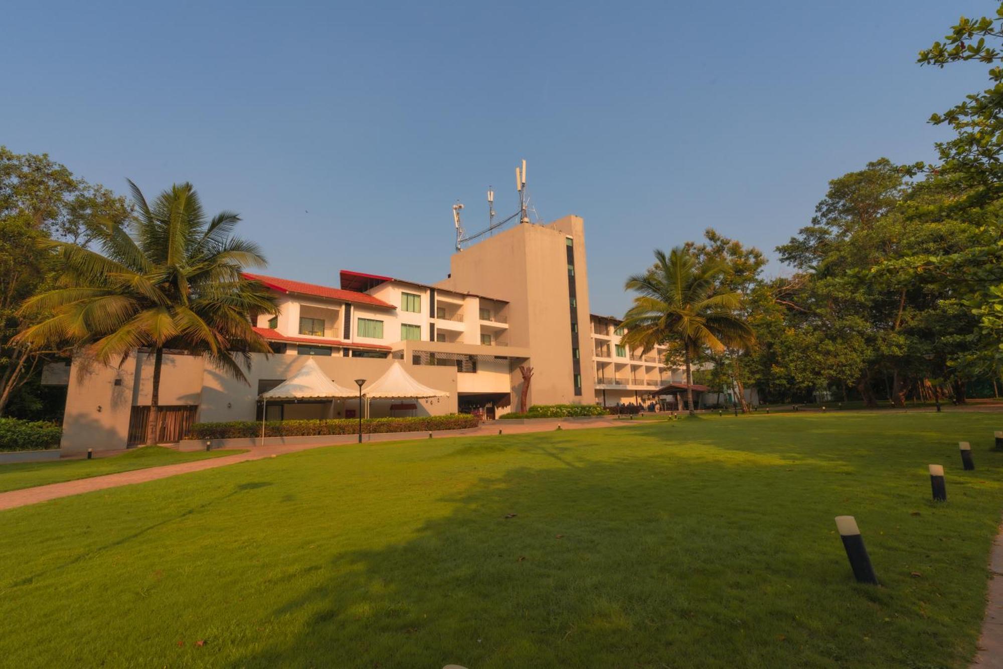 Signature Club Resort Devanahalli Dış mekan fotoğraf
