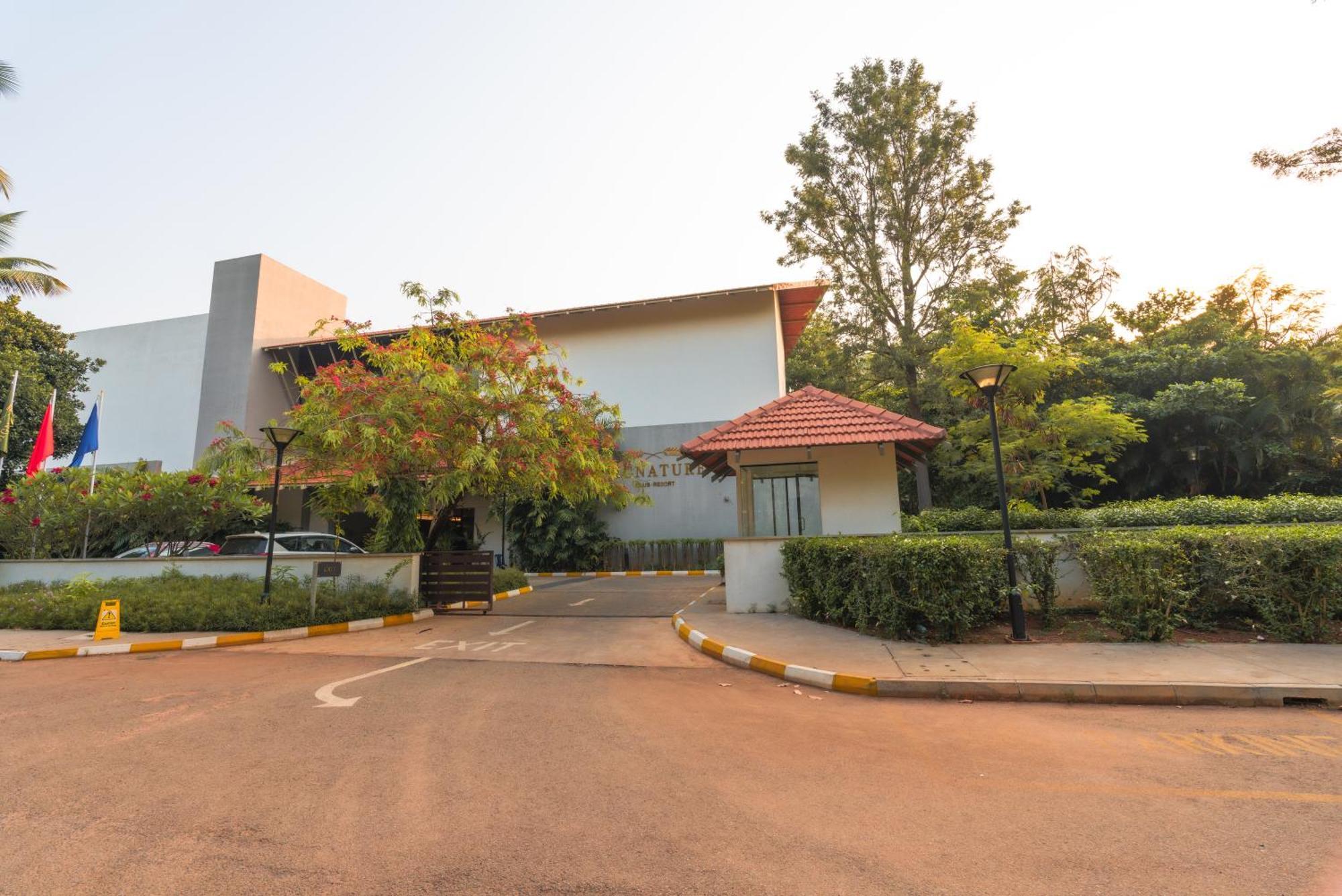 Signature Club Resort Devanahalli Dış mekan fotoğraf
